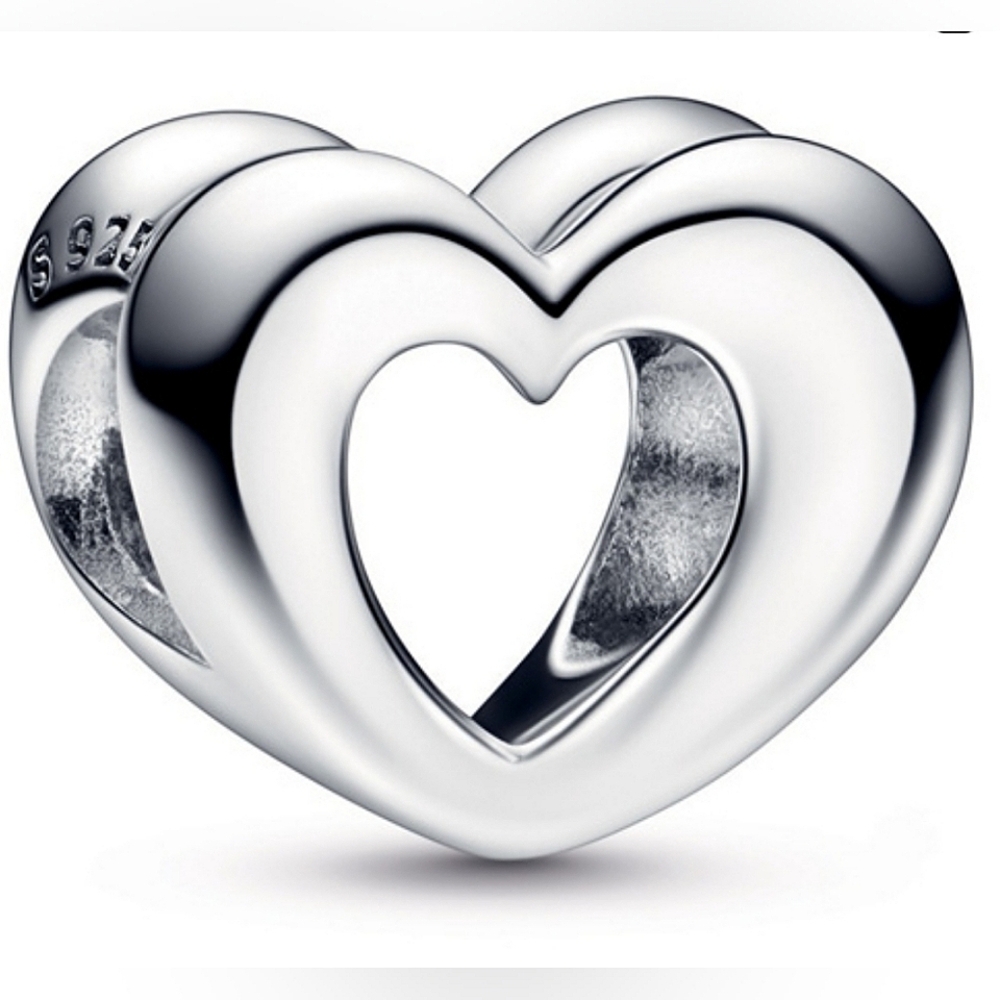 Authentic NEW Retired Pandora Radiant Open Heart Chart S925ALE